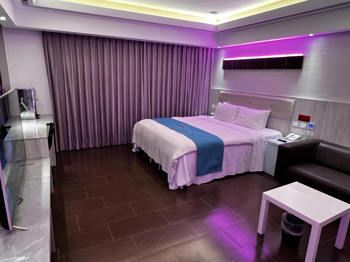 King Motel王者 桃園市旅館177號 Exteriér fotografie