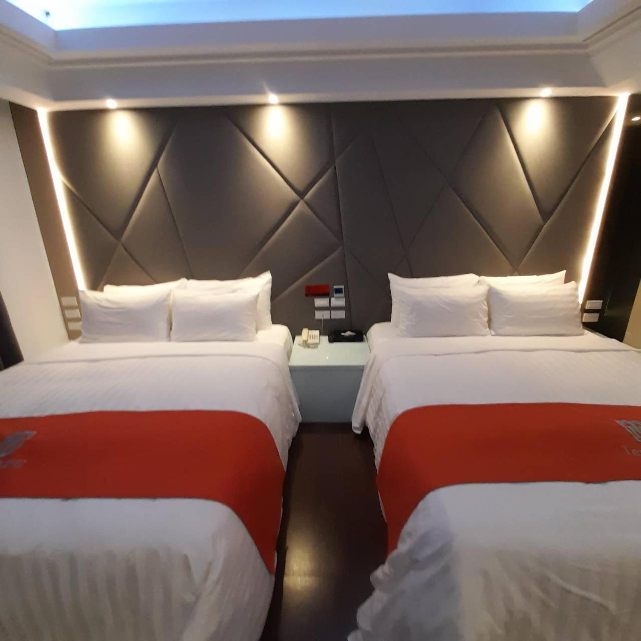King Motel王者 桃園市旅館177號 Exteriér fotografie