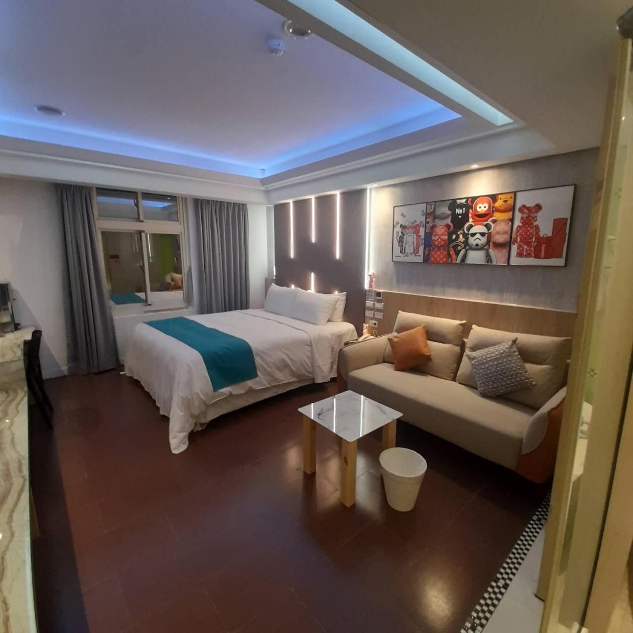 King Motel王者 桃園市旅館177號 Exteriér fotografie