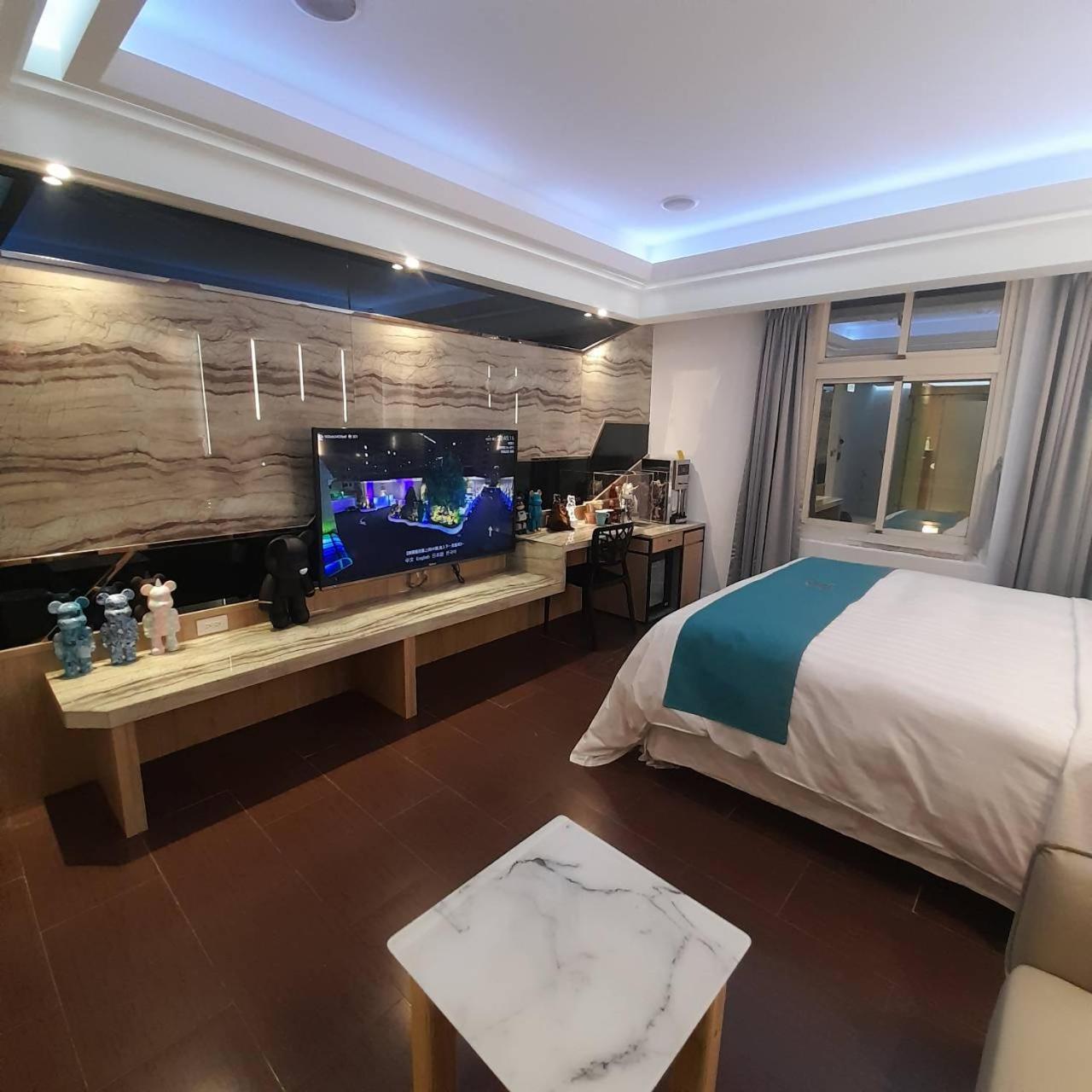 King Motel王者 桃園市旅館177號 Exteriér fotografie